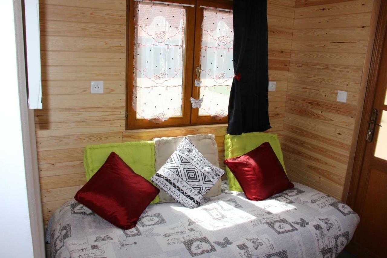 Ferme Du Pre Vert - Chambres D'Hotes B&B Nort-Leulinghem Exterior foto